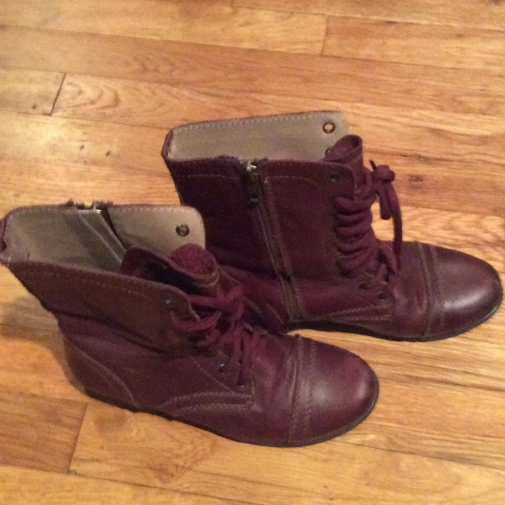 Steve Madden troopa boots